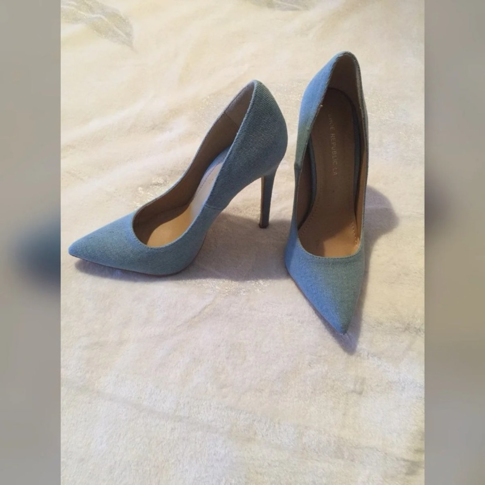 ✨Denim Pumps✨